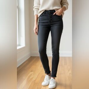 Black Distressed Women's Jeans